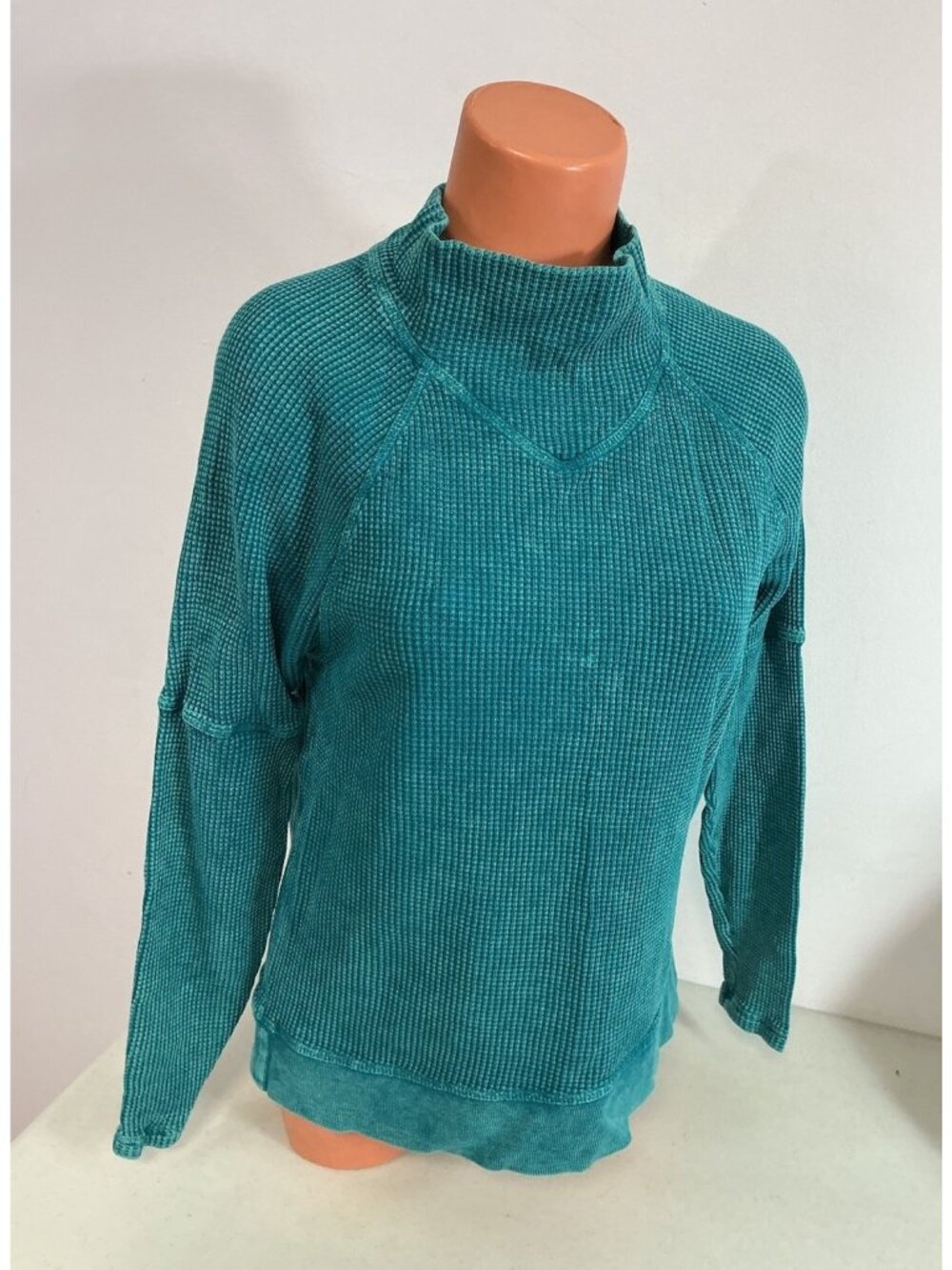 North Style Waffle Top Womens Medium